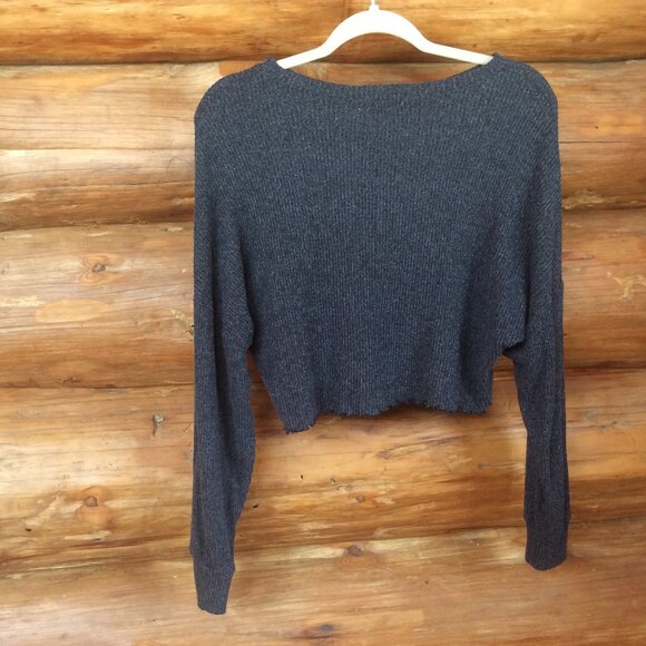 Fitz + Eddi Charcoal Gray Cropped Long Sleeve Boxy Popover Top Size Medium - Picture 2 of 5